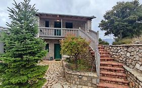 Traditional View Apartment In Livadi Parnassos
